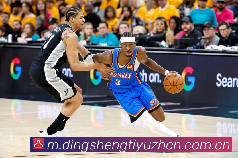 掘金对阵太阳西部:NBA常规赛关键对位解读:最新赛事动态与深度分析 掘金对阵太阳西部:NBA常规赛关键对位解读:最新赛事动态与深度分析